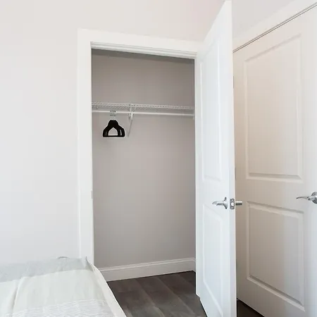 Apartment Four-bedroom On Hamilton Place Apt 507 Boston