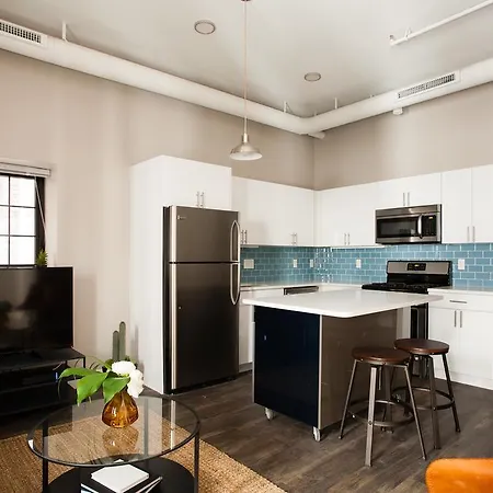 Two-bedroom On Hamilton Place Apt 401 * Boston