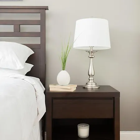 Two-bedroom On Columbia Road Apt 1d * Boston