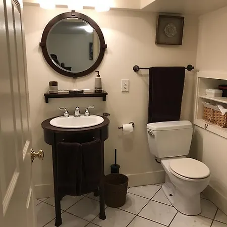 Apartment In The Heart Of *