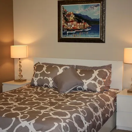 Apartment Furnished Pier 4-2