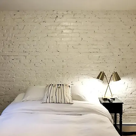 Historic With Private Entry * Boston