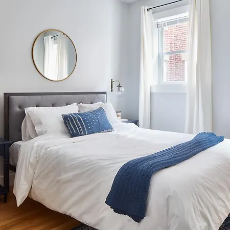 Three-bedroom On South Street Apt 5 Apartment Boston