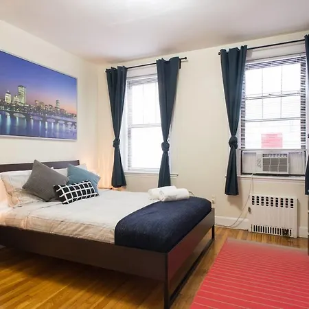 Apartment Family Close To Fenway Park With One Parking Spot - 8