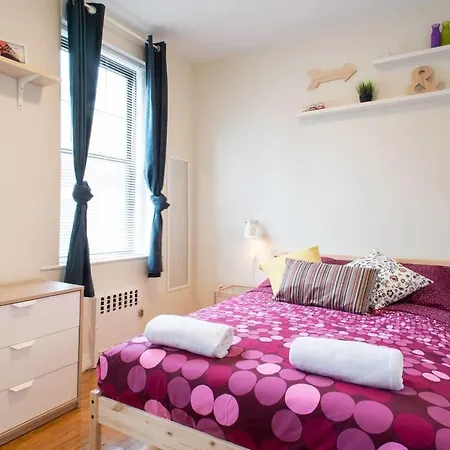 Apartment Family Close To Fenway Park With One Parking Spot *