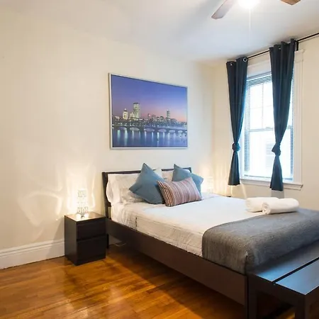 Apartment Family Close To Fenway Park With One Parking Spot - 3 *