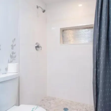 Apartment Luxurious 6br/3ba Near Fenway With Parking *