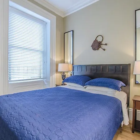 Apartment Back Bay Beacon *