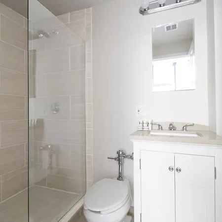 Studio On Arch Street Apt 2c Apartment Boston