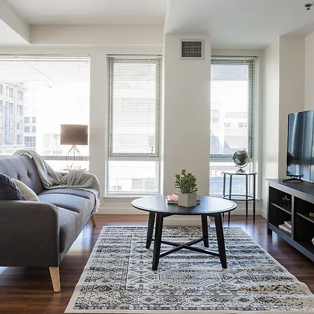 Modern Fenway Suites By Sonder Boston