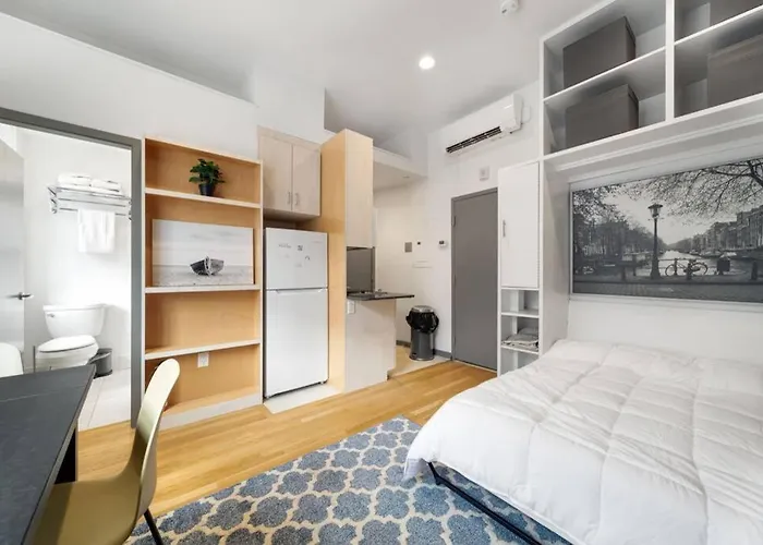 Simple Furnished Studio In The Heart Of Boston