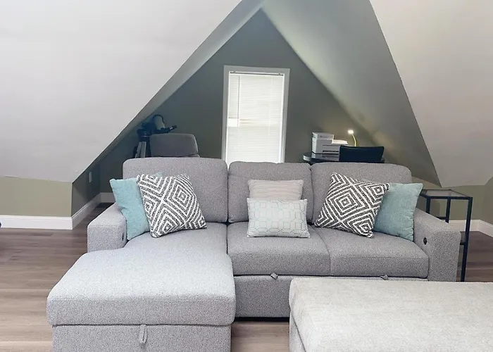 Franklin Park Nearby