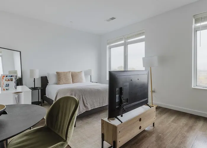 Blueground Dorchester Studio Apartment Bos-1120