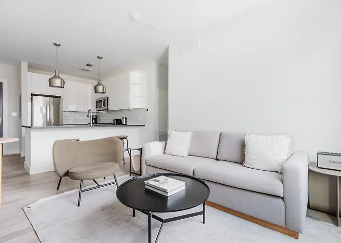 Blueground East Boston 2Bd Apartment Bos-1126