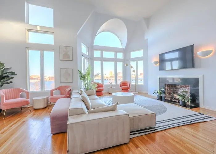 Luxurious Fenway 2Br Penthouse With Roof Decks