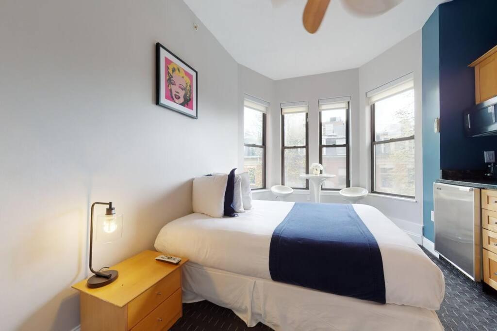 Cozy Downtown Studio, #45 * Boston