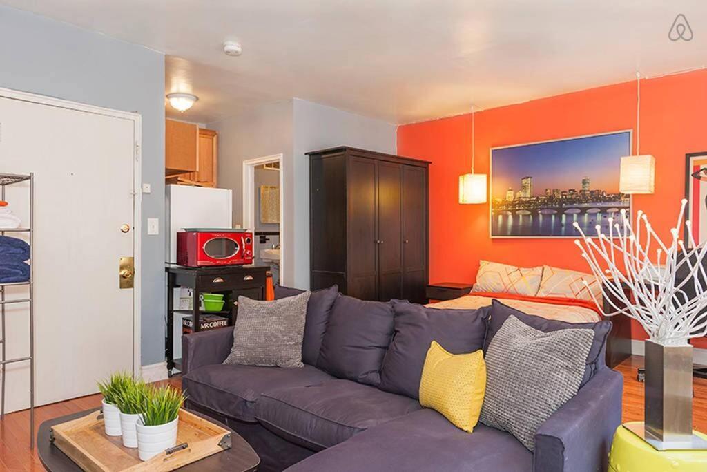 Downtown Apt, Short Walk To Hospitals Apartment *