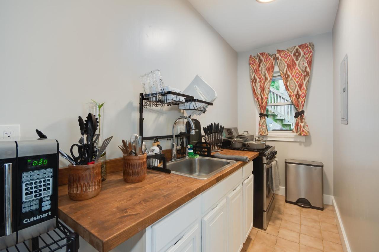 Three Bedroom Apartment *