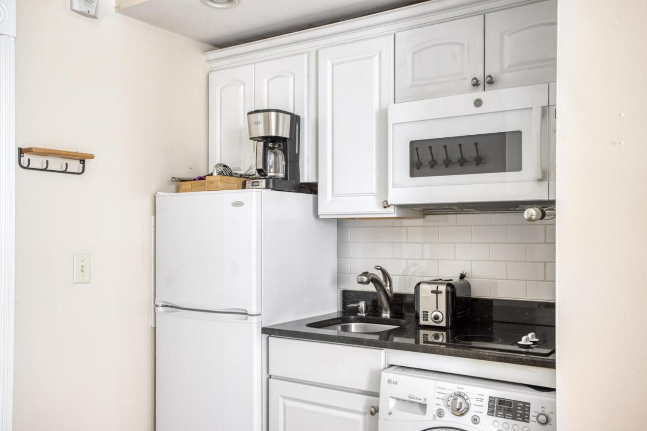 Back Bay 1br W Wd Nr Newbury St Bos-724 Boston