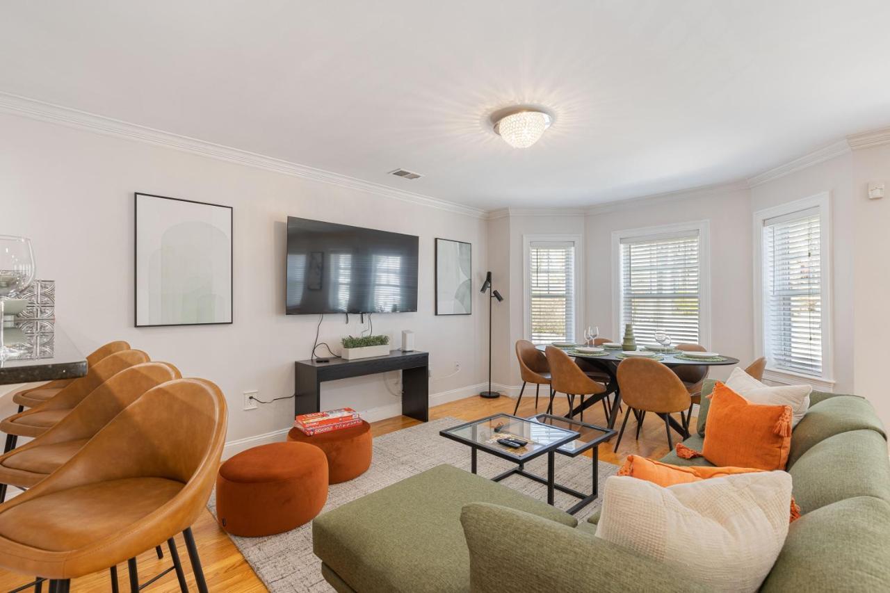 Apartment Amazing Family-friendly And Group-friendly #thebackdorch Boston
