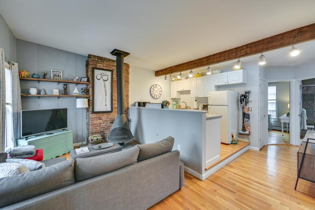 Cozy Vacation With Rooftop Deck! Casa de Férias Boston