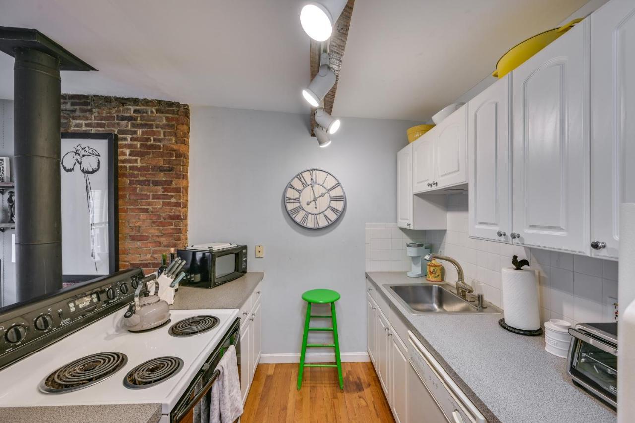 Cozy Vacation With Rooftop Deck! Casa de Férias Boston