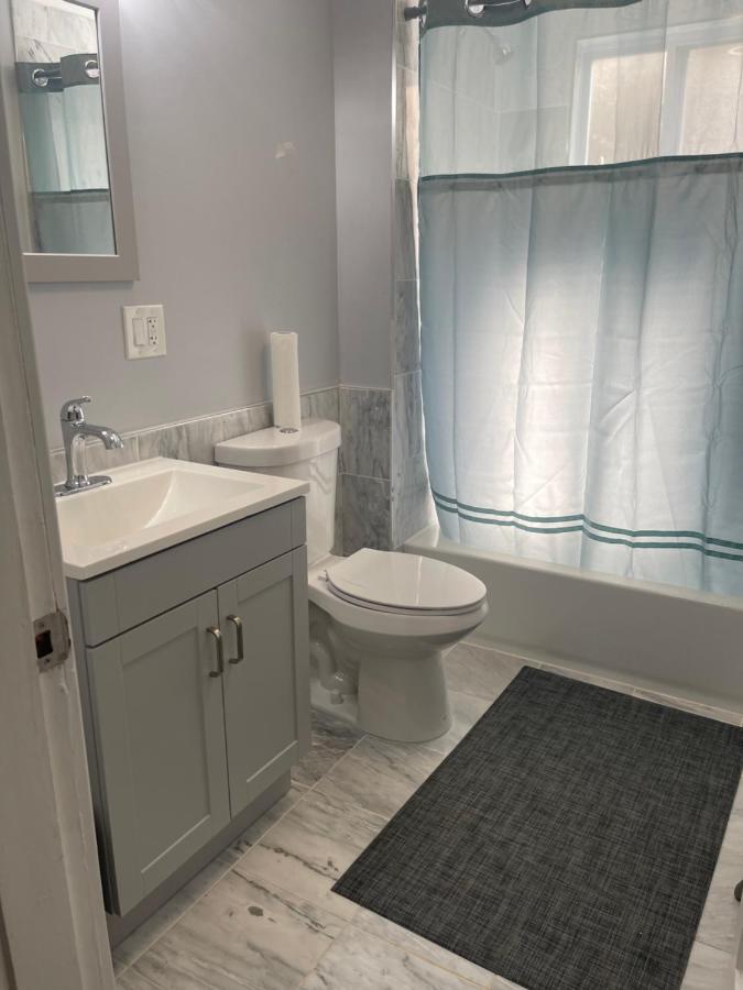 Luxury 2 Bedroom Private *