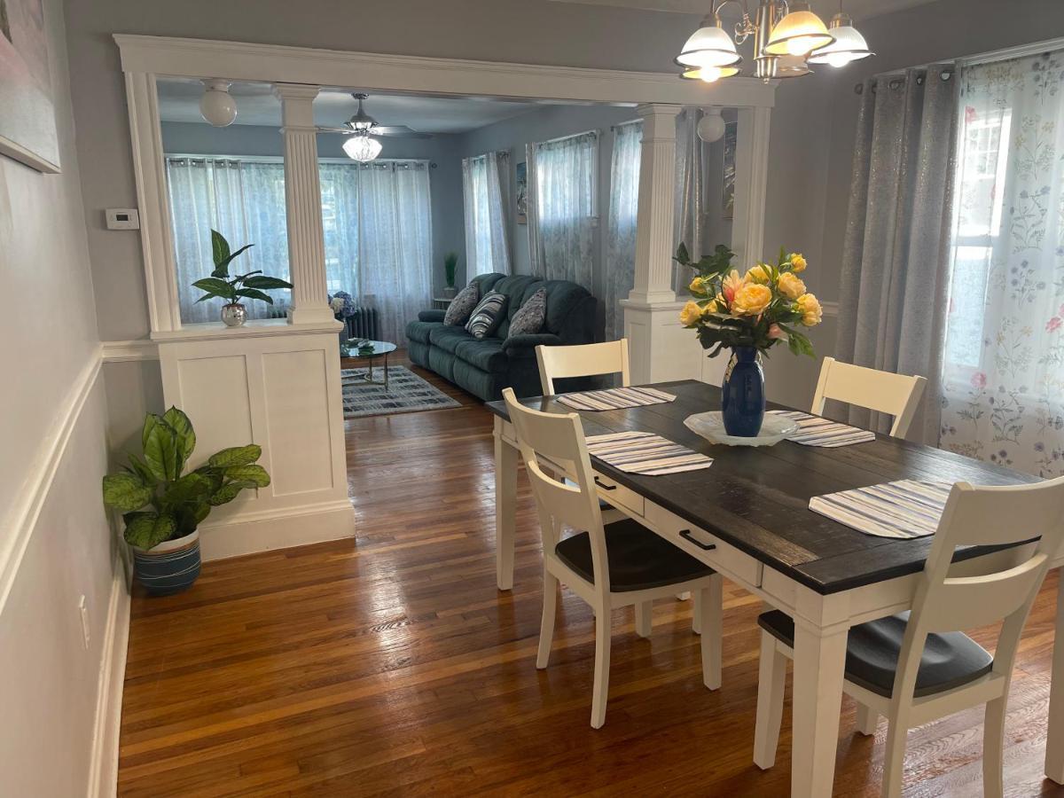 Luxury 2 Bedroom Private Apartment