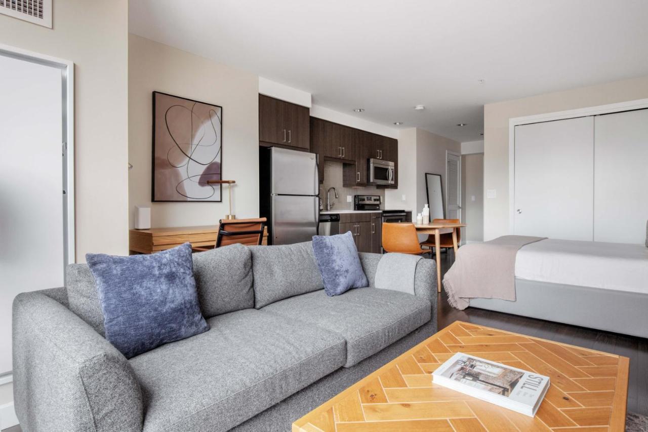 Back Bay W Gym Wd Nr Restaurants Bos-867 * Boston