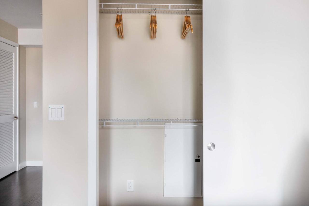 Back Bay W Gym Wd Nr Restaurants Bos-867 Apartment *