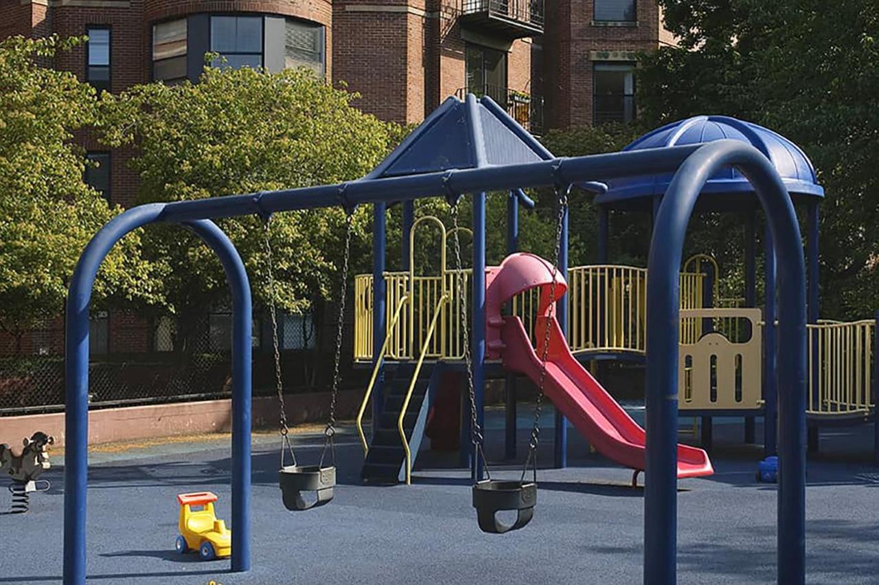Apartment Back Bay 2br W Courtyard Gym Nr Restaurants Bos-895 Boston