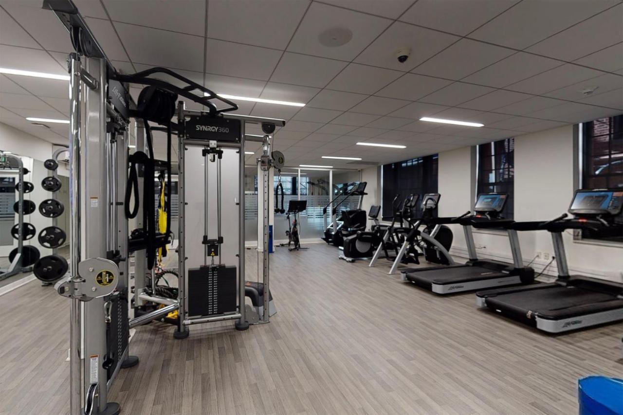 Back Bay 2br W Courtyard Gym Nr Restaurants Bos-895 Apartment