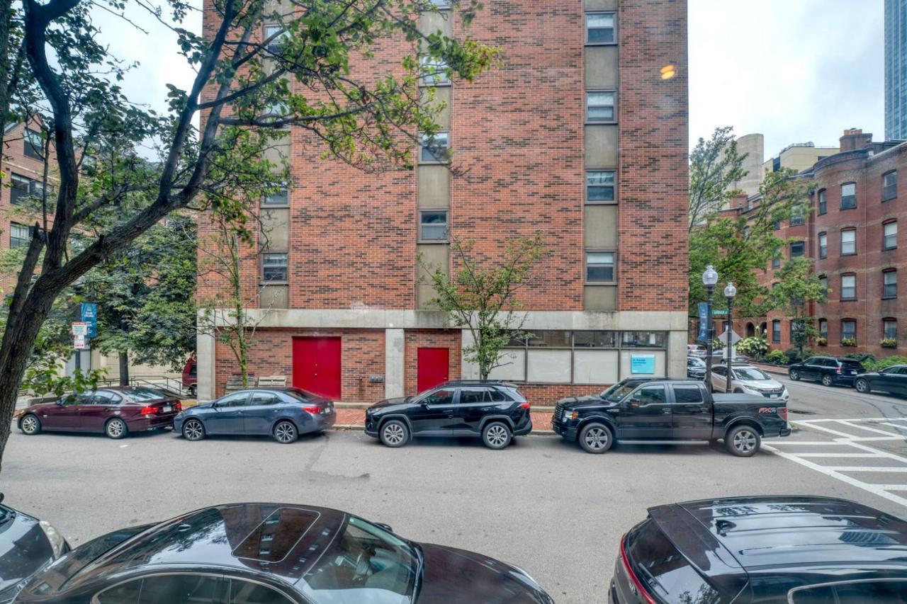 Back Bay 2br W Courtyard Gym Nr Restaurants Bos-895 Boston