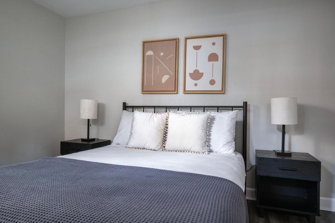 Back Bay 2br W Courtyard Gym Nr Restaurants Bos-895 Apartment