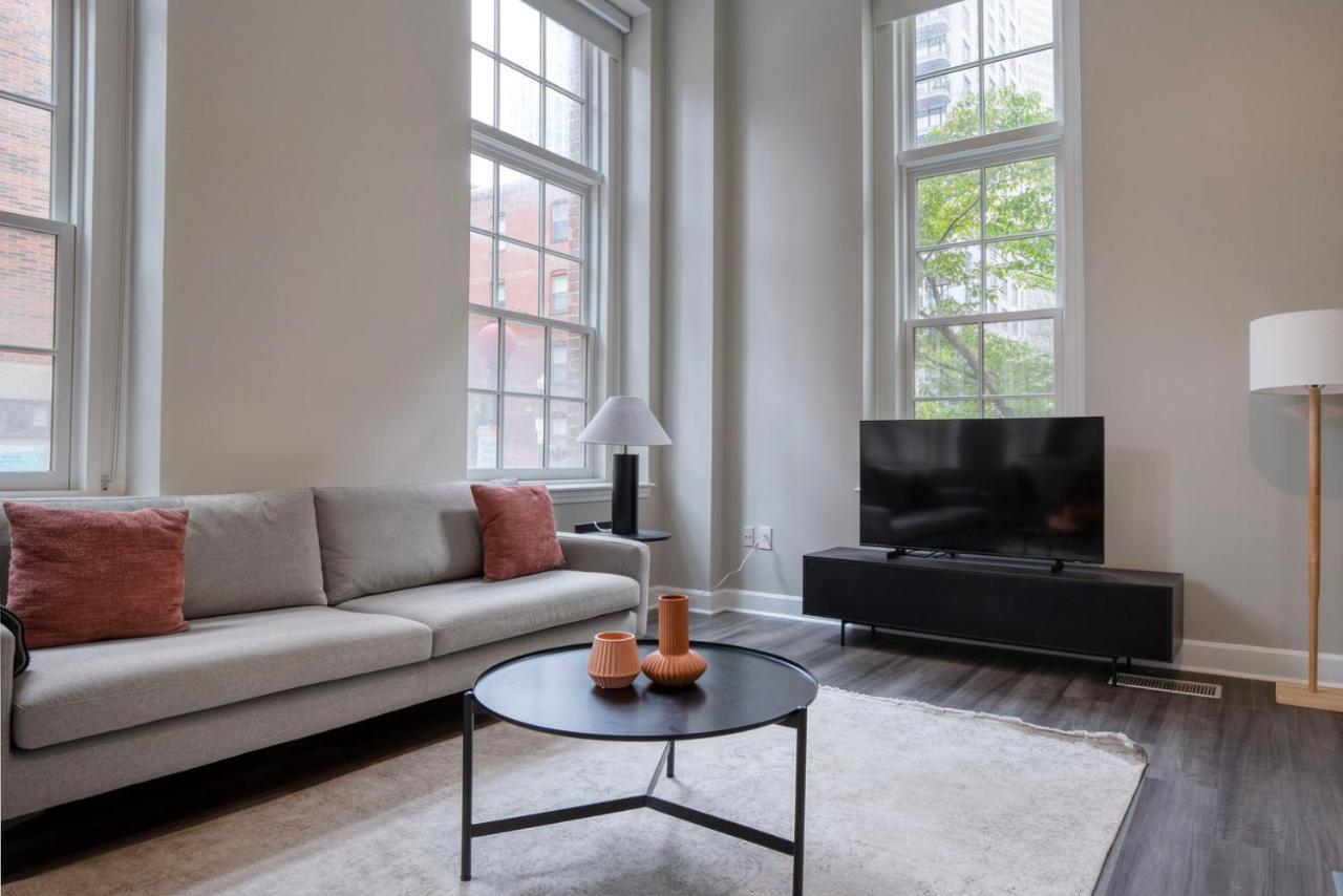 Back Bay 2br W Courtyard Gym Nr Restaurants Bos-895 *