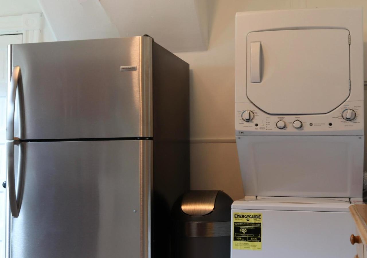 Beautiful Victorian House, Great Views, Free Parking Apartment *