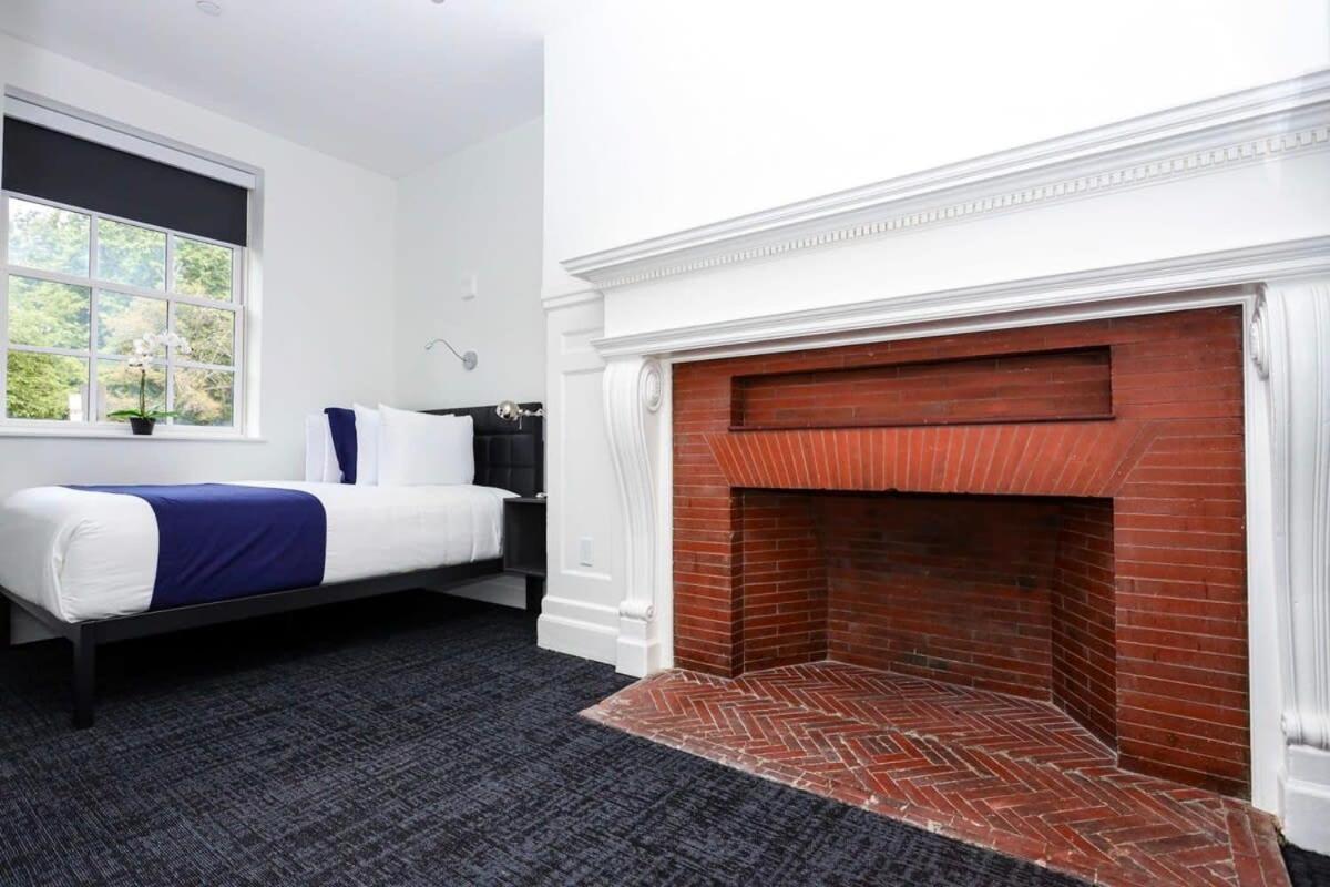 Stylish In Boston's Fenway - Unit #104 V2 Apartment *