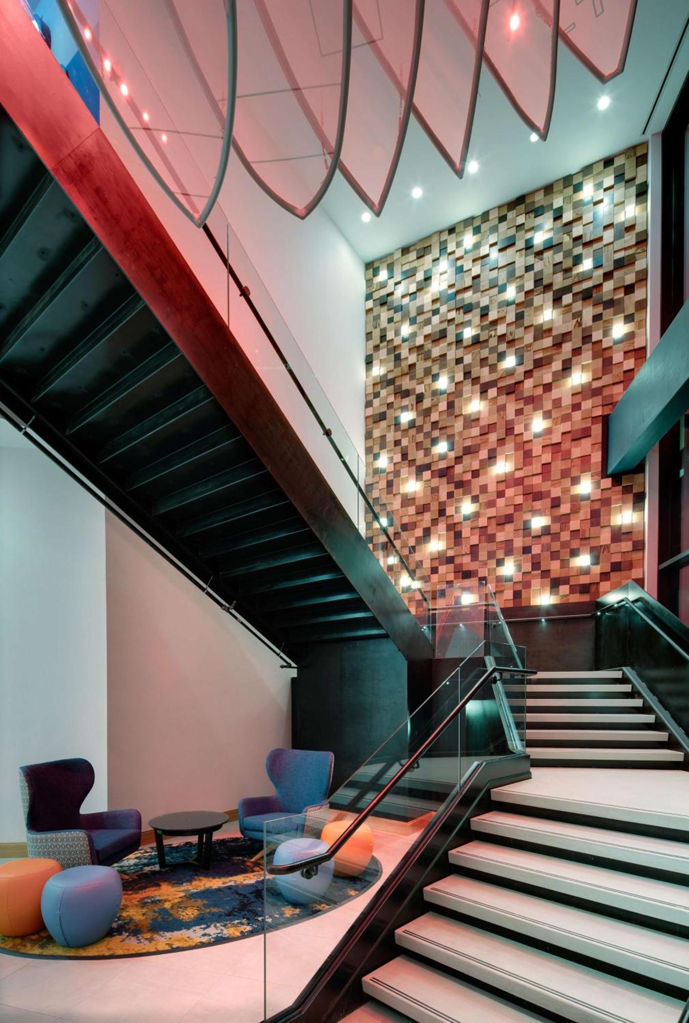 Hyatt Place Boston/seaport District Hotel Boston