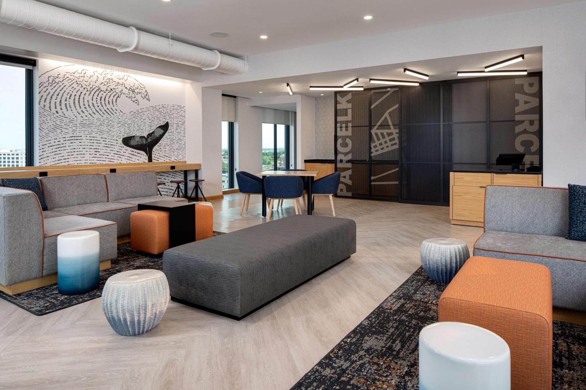 Hyatt Place Boston/seaport District Hotel Boston