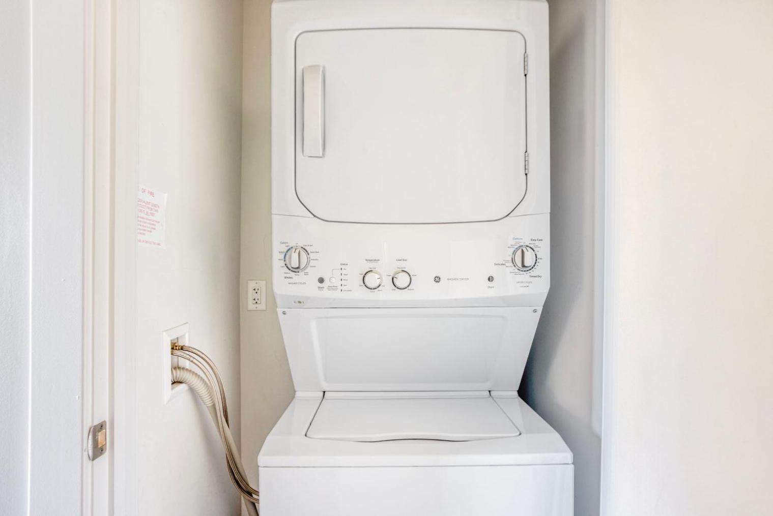 Brighton 2br W Gym Nr Line Dining Bos-982 *