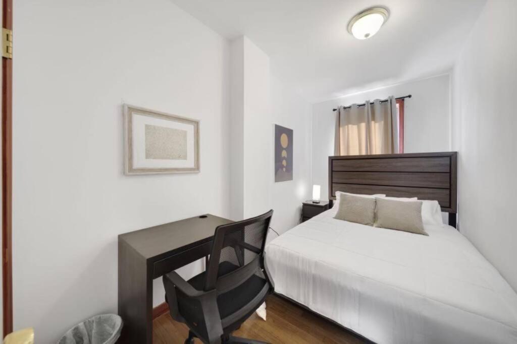Furnished 3-bed 1-bath Private Apt In South End * Boston