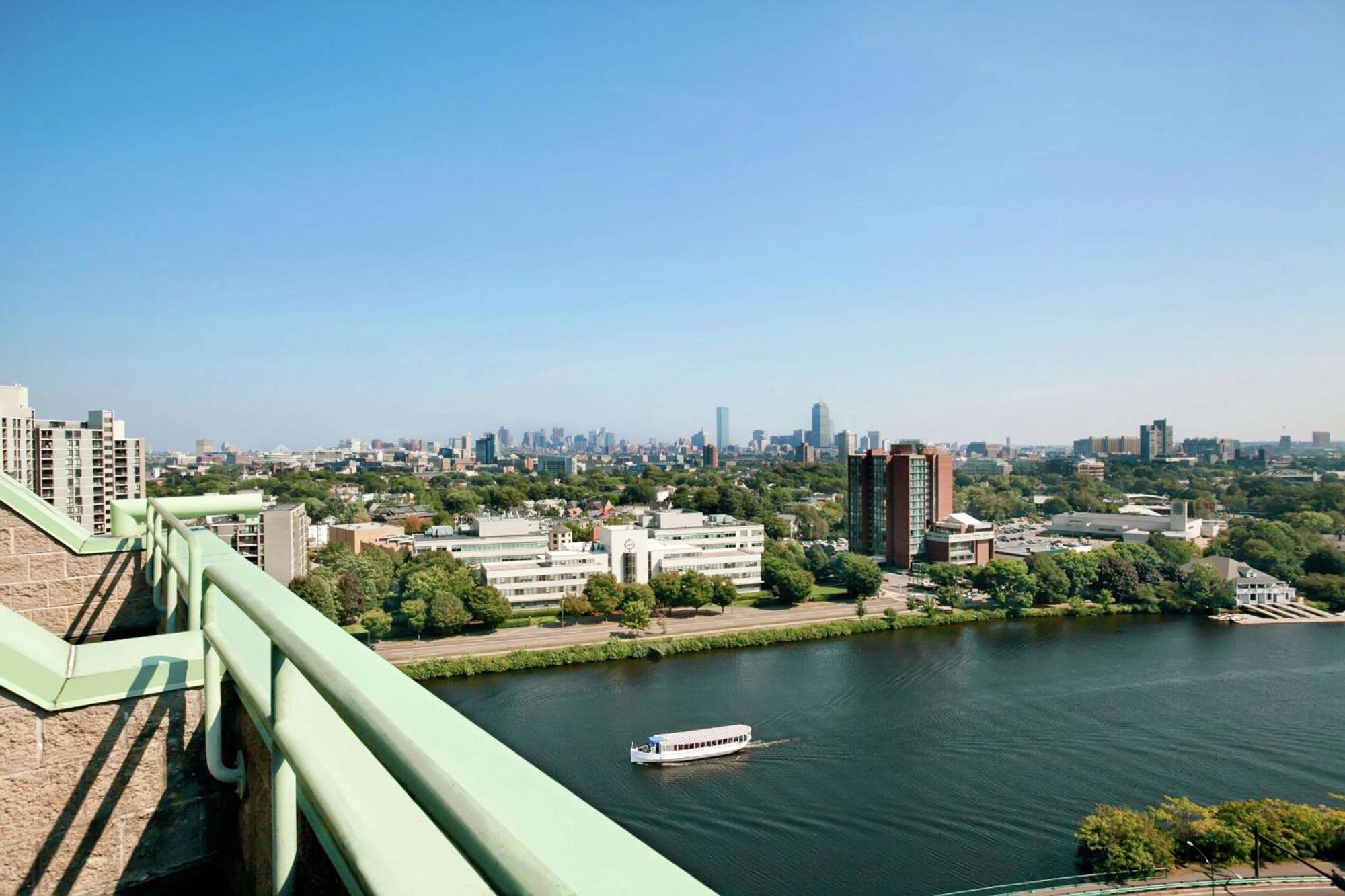 Hotel Doubletree By Hilton - Cambridge