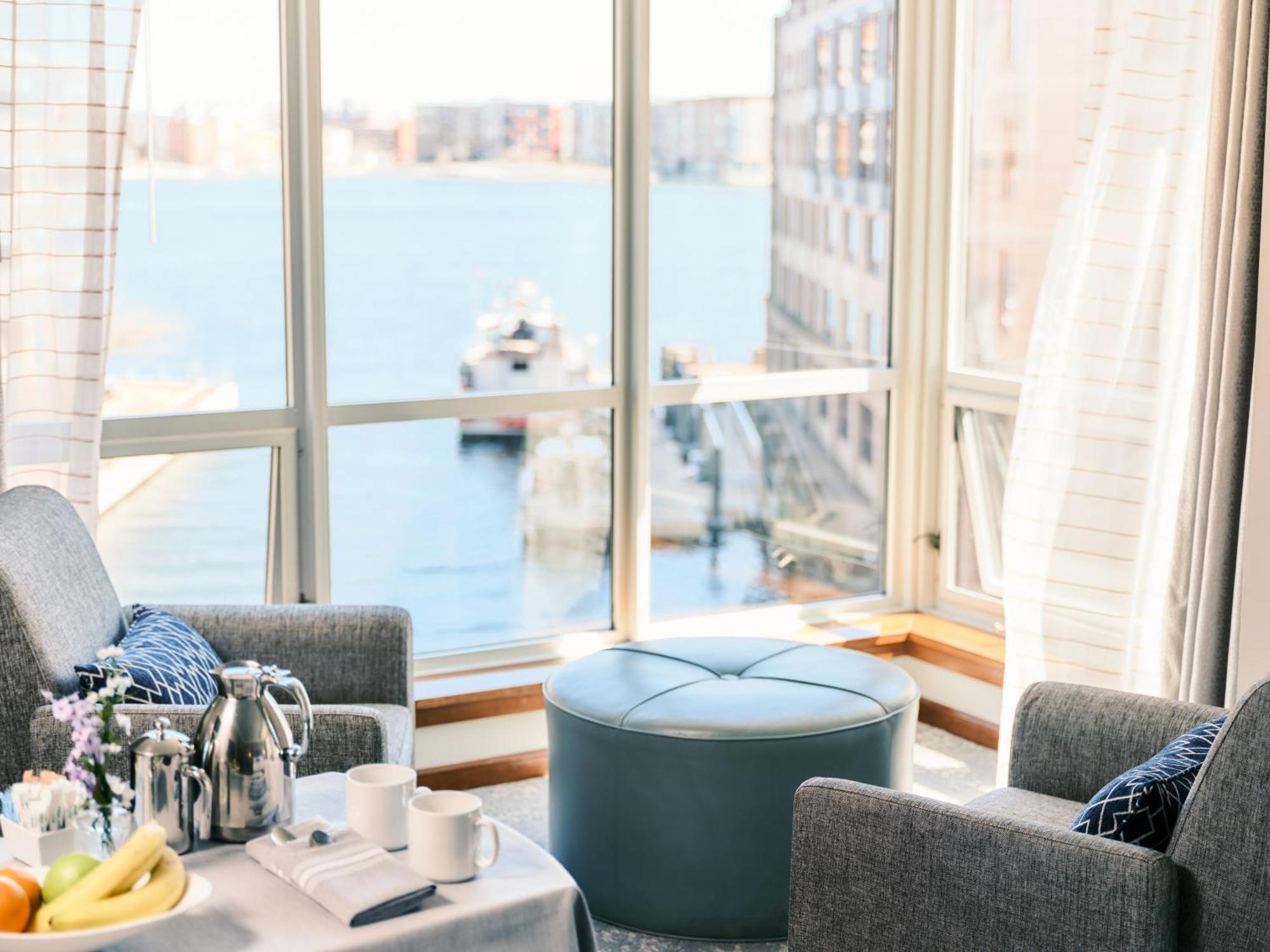 Battery Wharf Hotel, Waterfront Boston