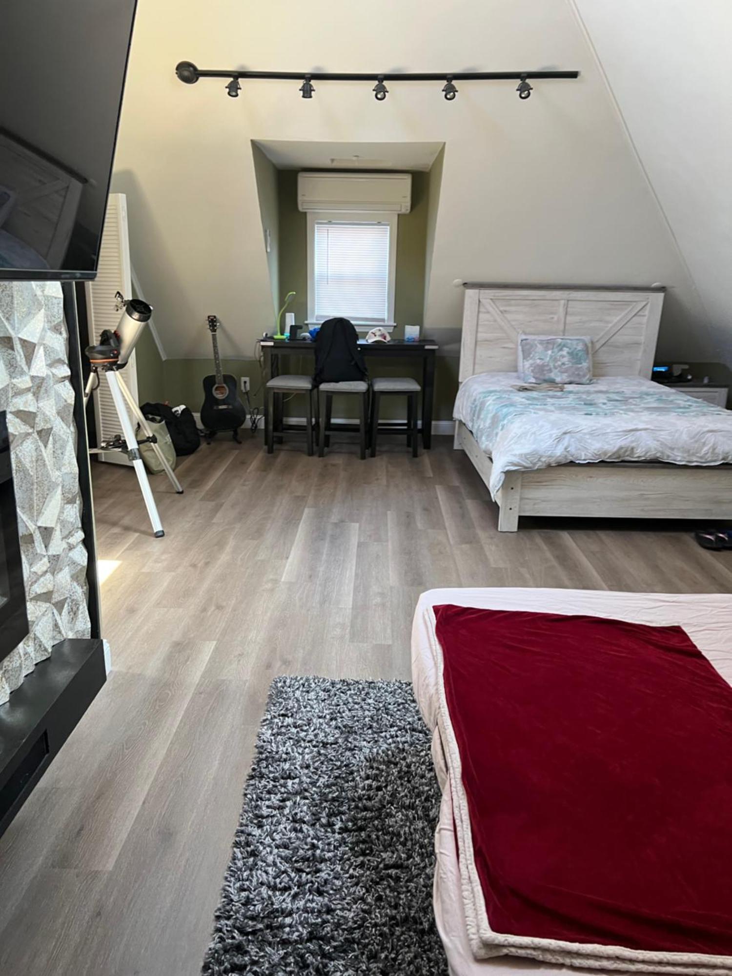 Apartment Franklin Park Nearby *