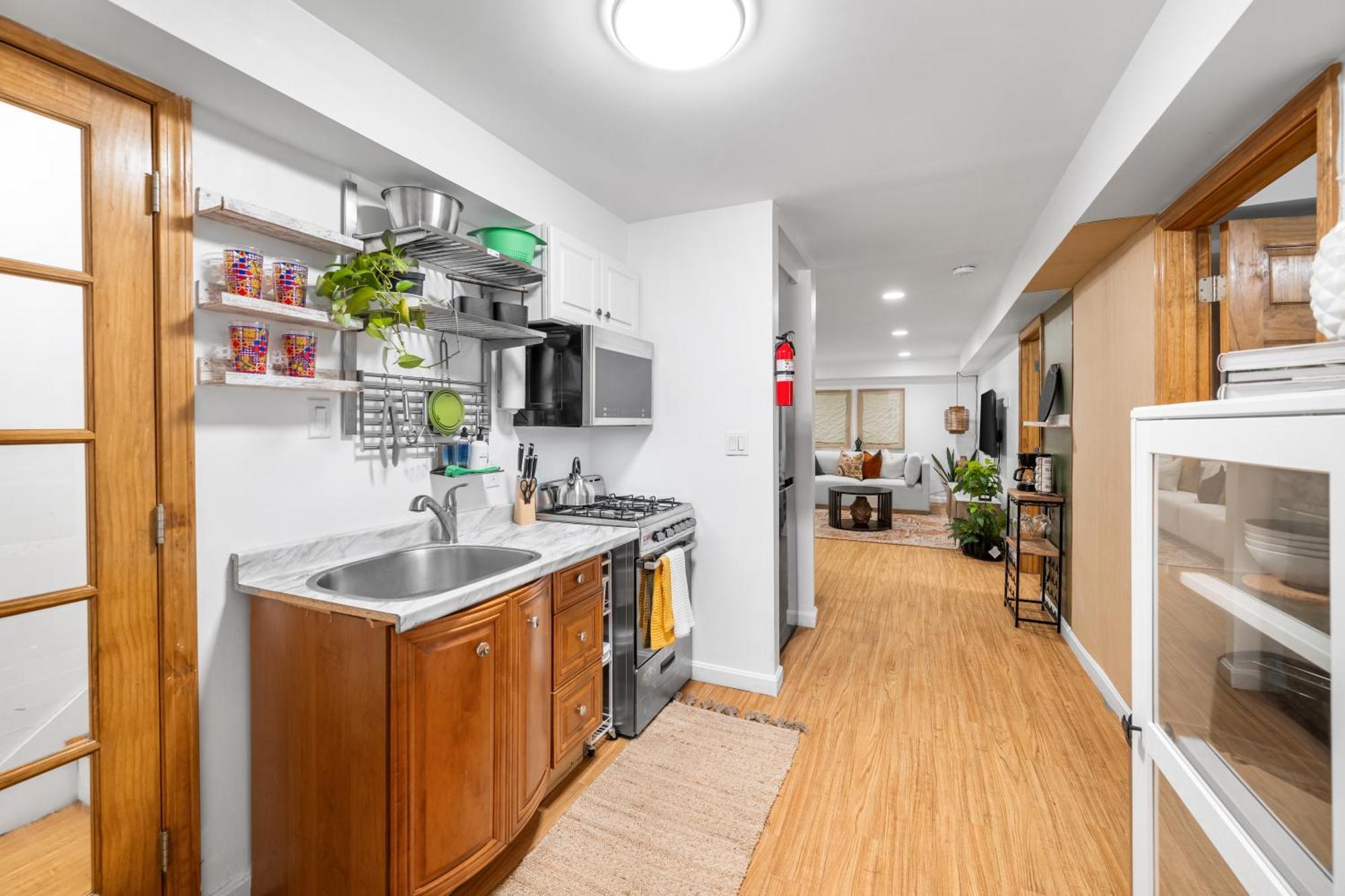 Apartment Modern 2 Bed Apt Mins To Fenway 5 Min To Train *