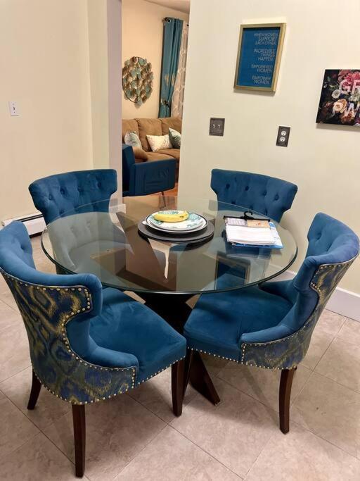 Apartment Your Away From - Jamaica Plain, Boston