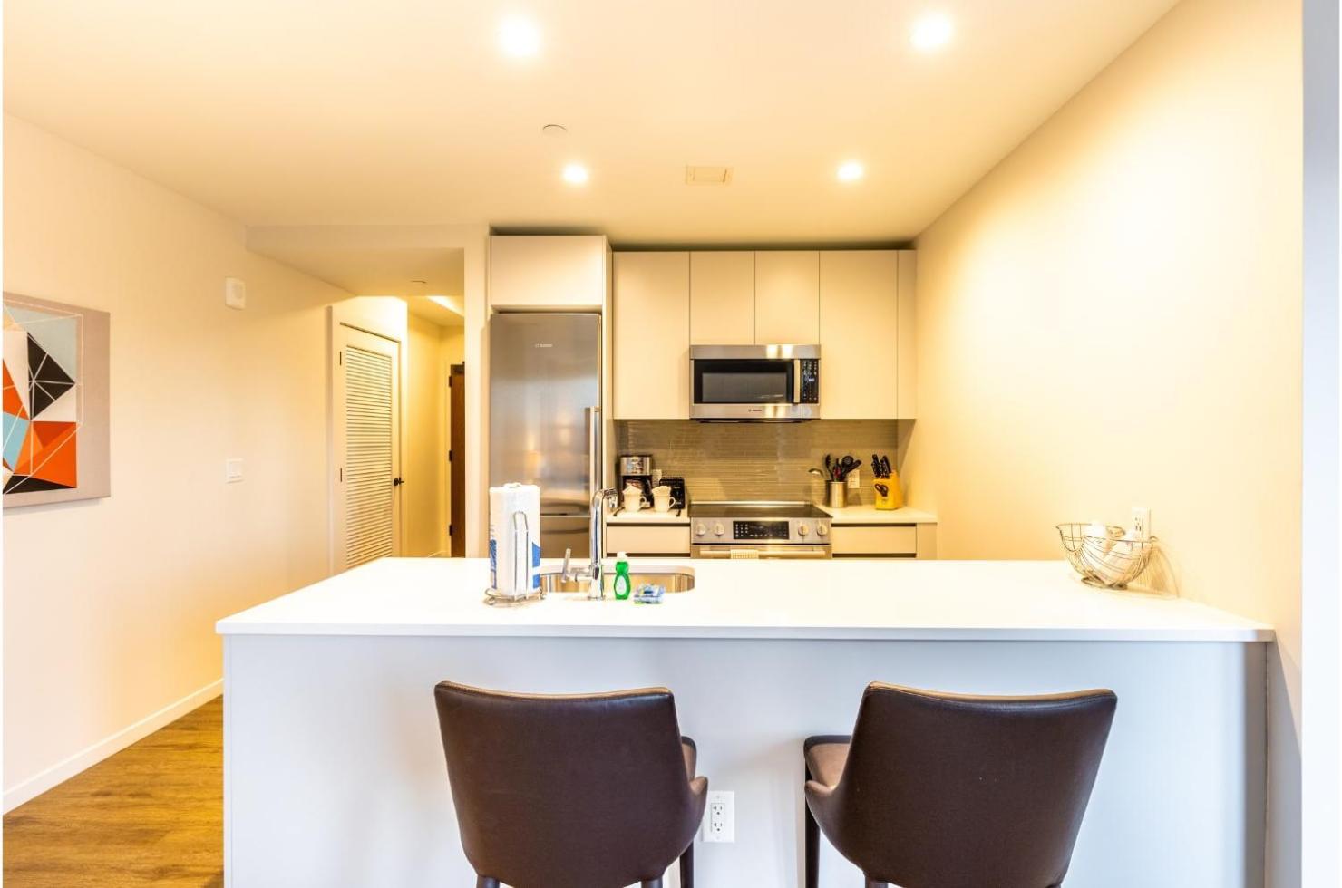 In Downtown Seaport Apartment