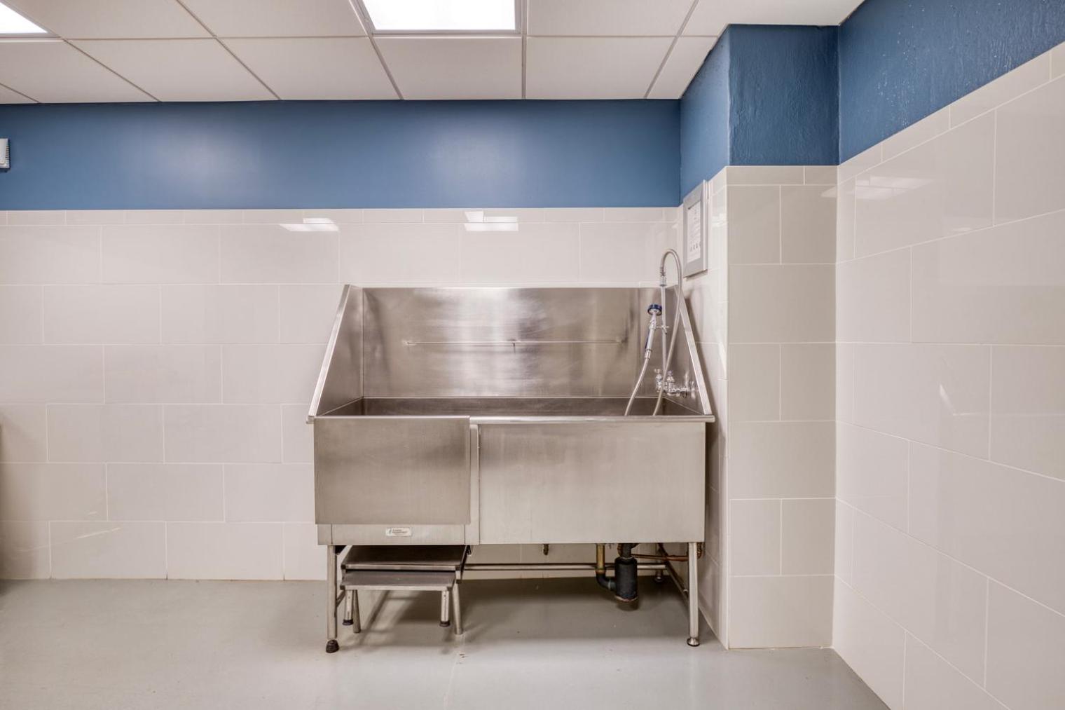 Back Bay 1br W Gym Wd Nr Shopping Bos-925 Apartment