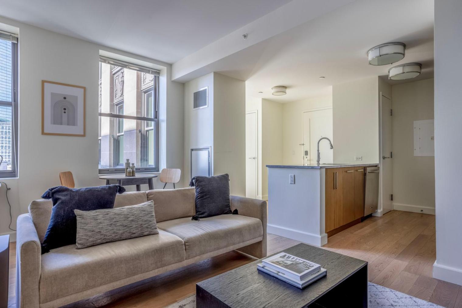 Back Bay 1br W Gym Wd Nr Shopping Bos-925 Apartment
