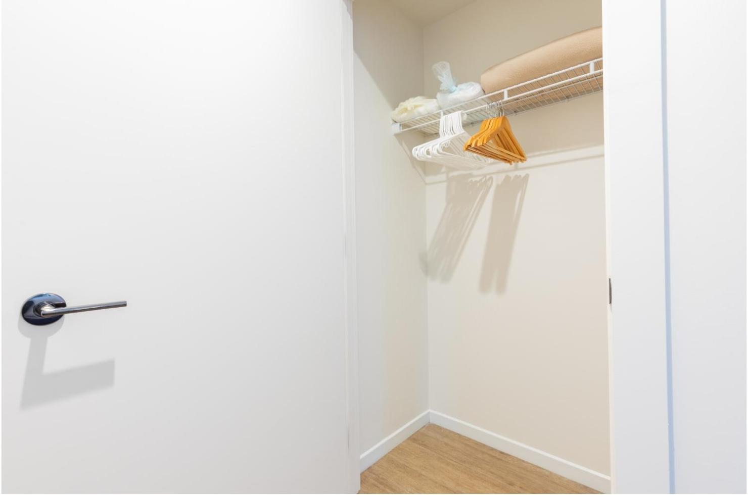 Chic Seaport With Pool